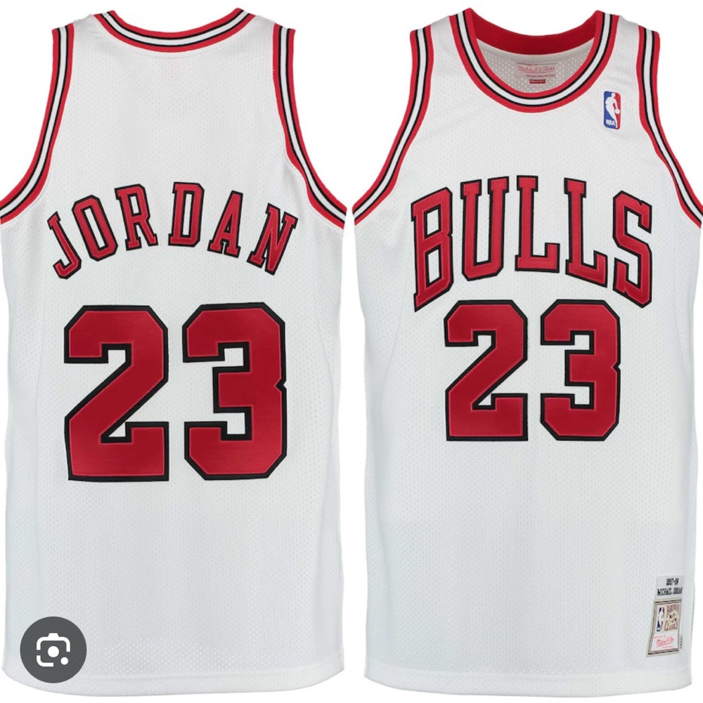 Kids Mitchell and Ness Michael Jordan Chicago bulls throw back jersey. NEW